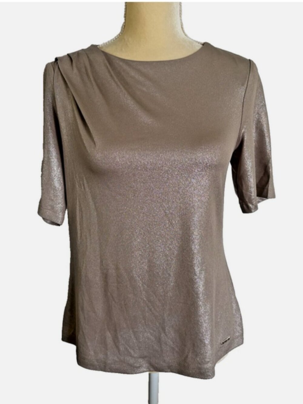 CALVIN KLEIN NWT Gold Shimmer Top Small Pleated Short Sleeve Metallic